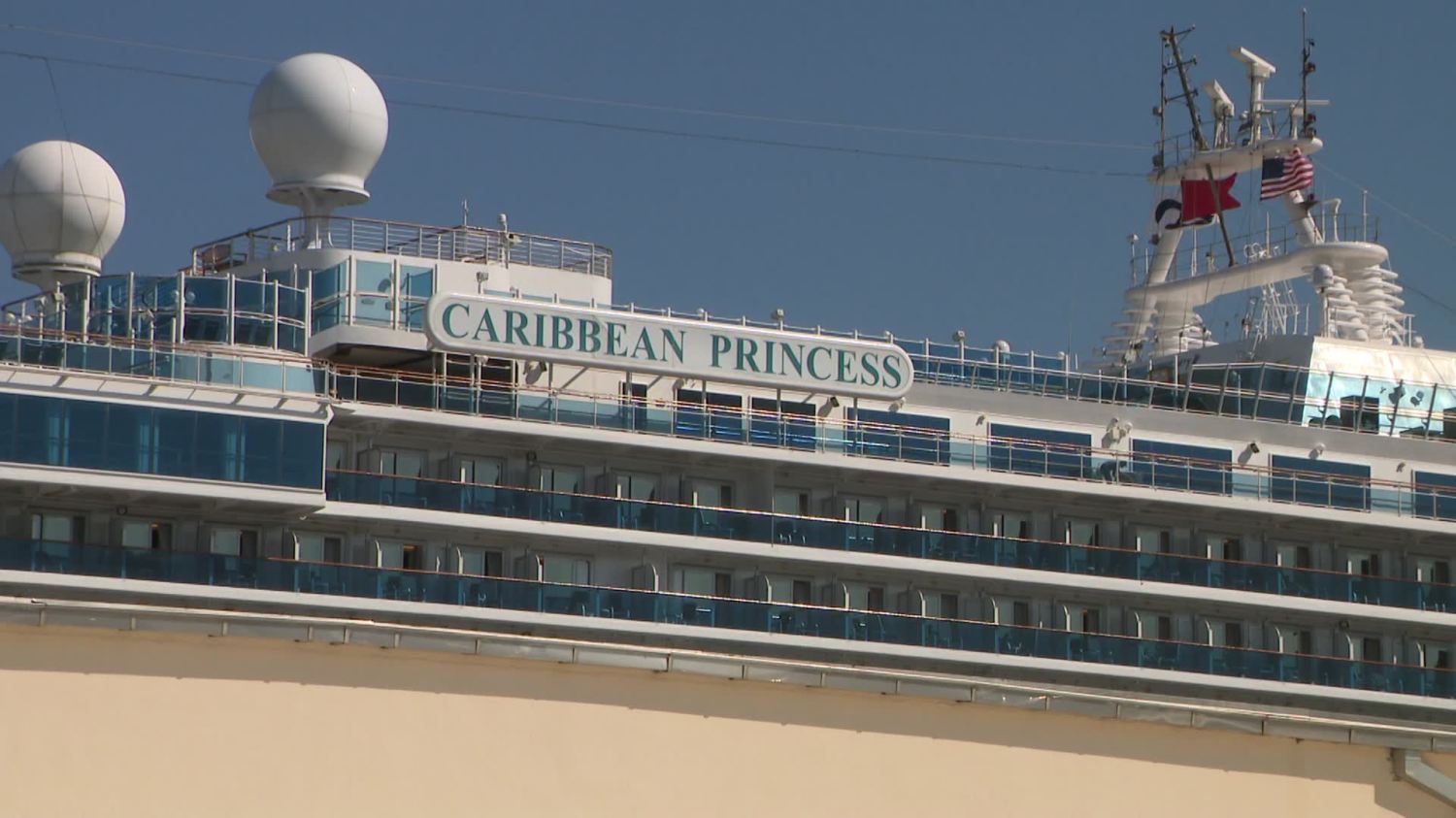Suicidios, rehenes y huelgas: Los misterios en cruceros varados con tripulantes a bordo
