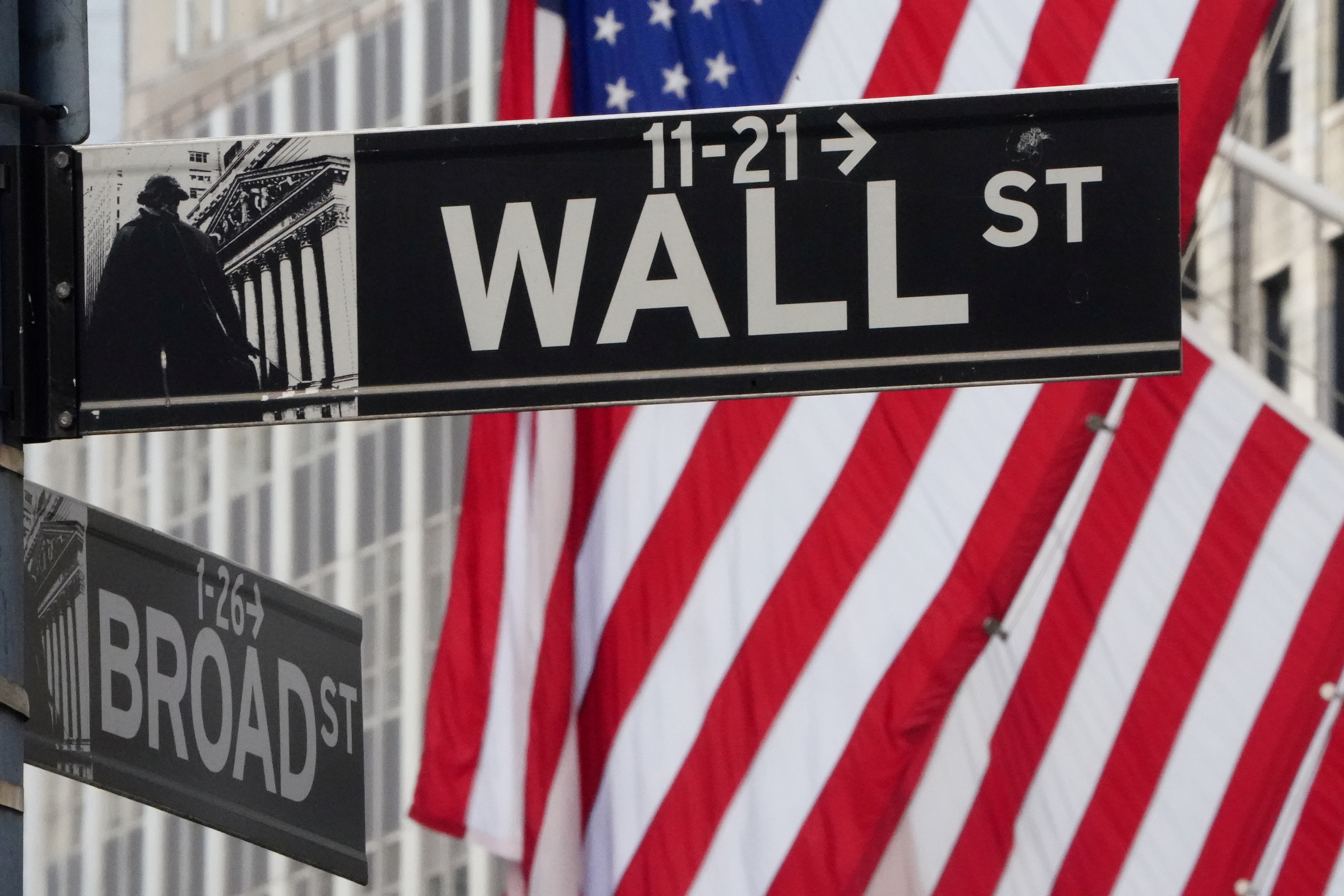 Un avance modesto permite a Wall Street alcanzar nuevos récords