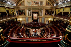 El Parlamento español prorrogará el estado de alarma a petición del Gobierno