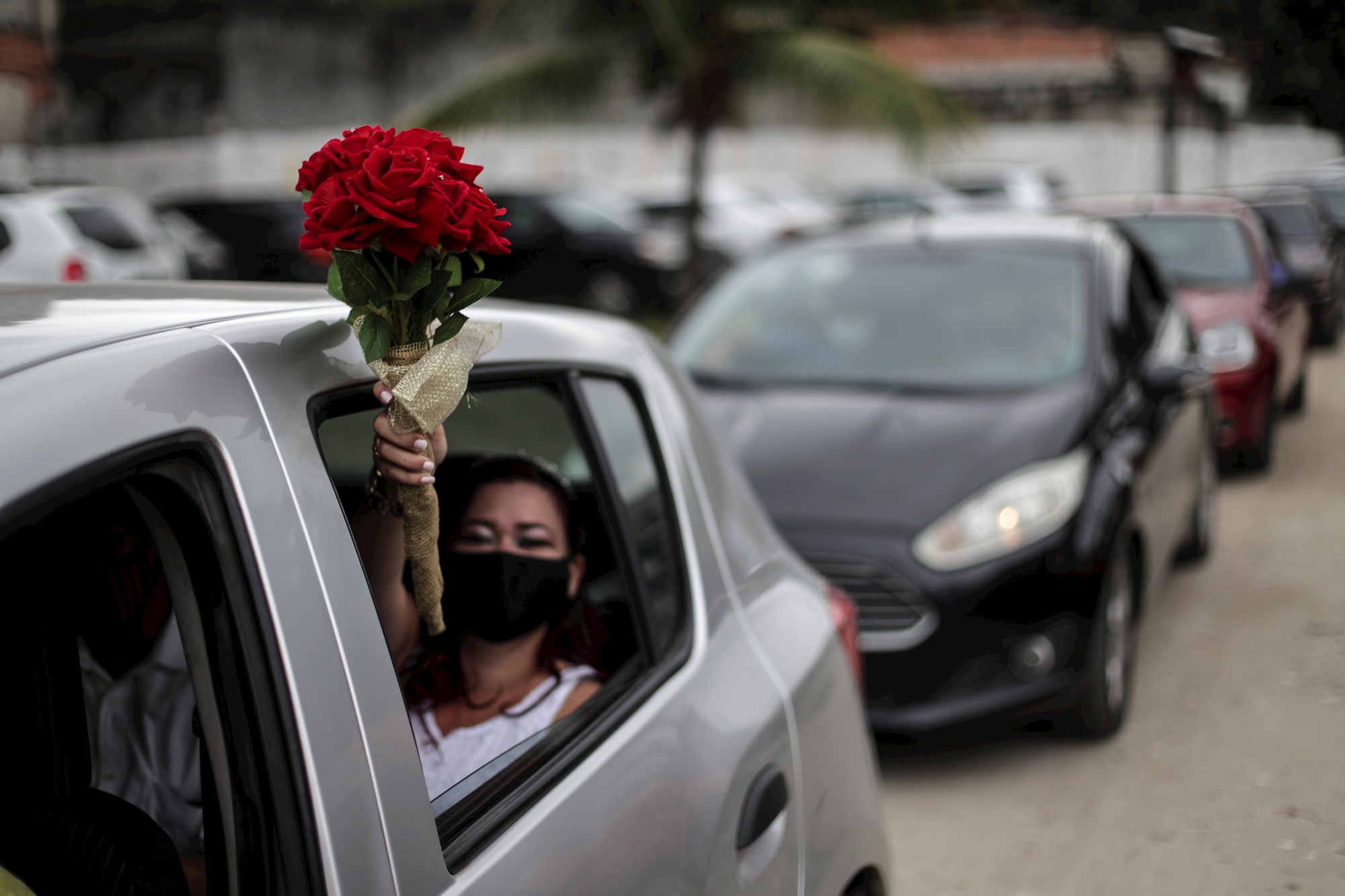 Matrimonios sobre ruedas, una forma original de unir corazones en la pandemia