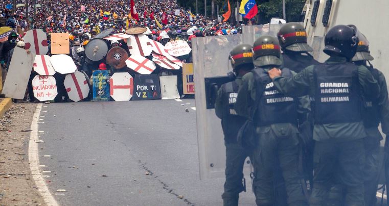 La cara asesina de la policía de Nicolás Maduro (Video)