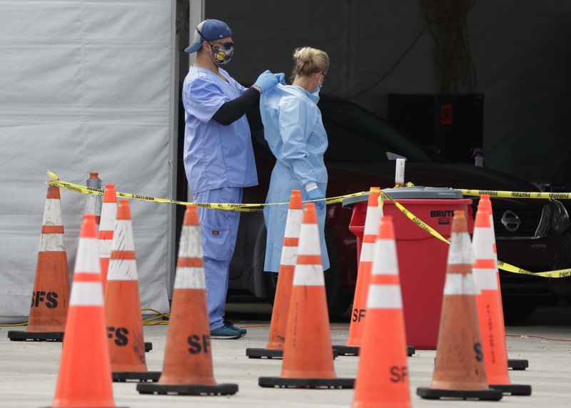 El equipo de protección para los trabajadores médicos en Miami comienza a agotarse