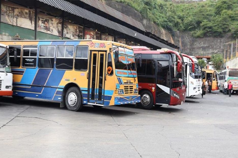 Suspendido el transporte público de Guarenas-Guatire hacia Caracas por la cuarentena radical #6Jul