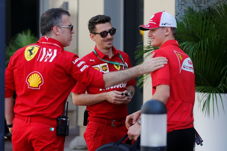 ¿Cuáles son los planes que prepara Ferrari para Mick Schumacher en la Fórmula 1?