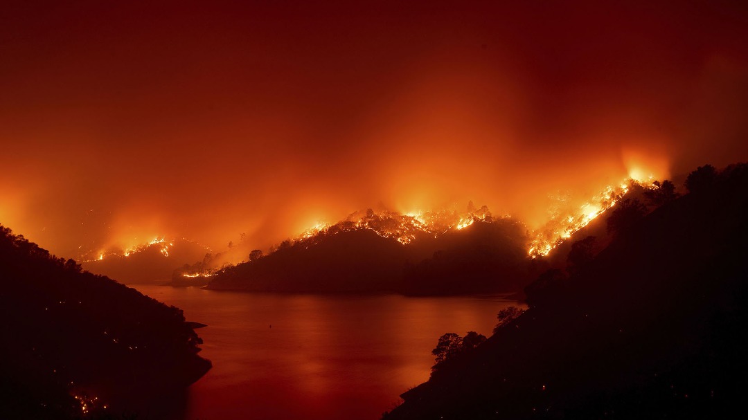 Incendios sin control en California: el gobernador pidió ayuda internacional mientras son evacuadas miles de personas (Fotos)