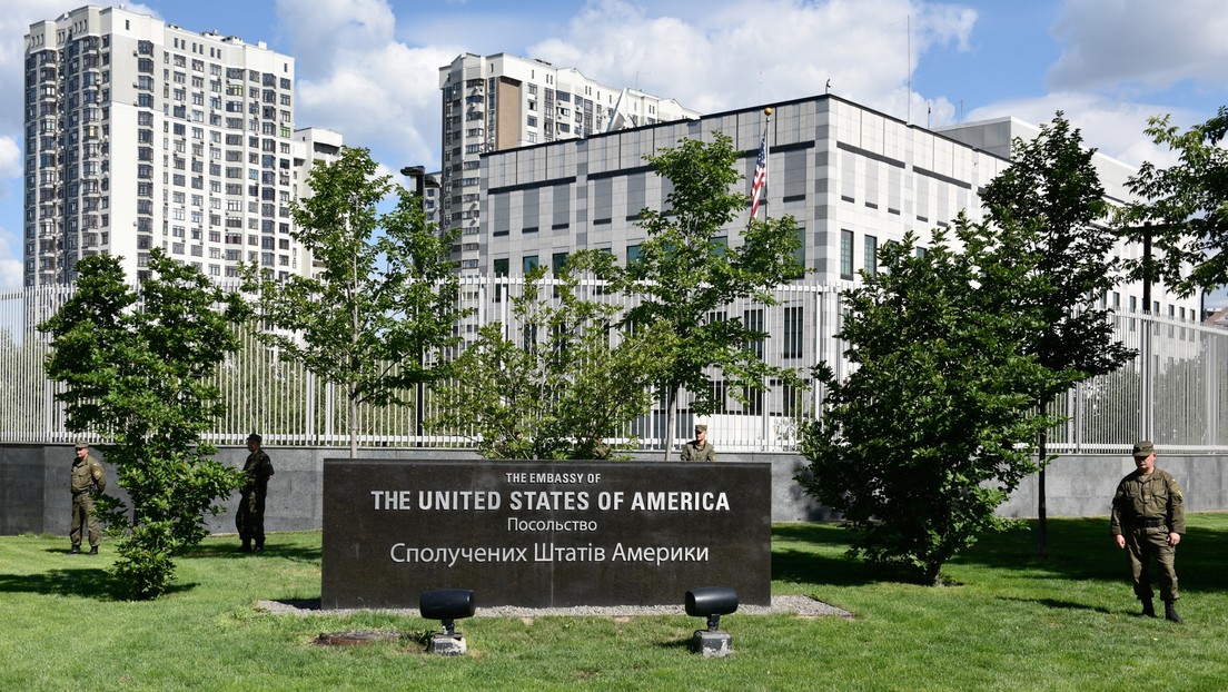 Matan a golpes a una empleada de la Embajada de EEUU en Ucrania