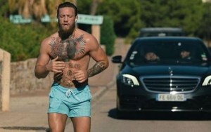 La estrella de MMA Conor McGregor, detenido en Córcega por exhibición sexual