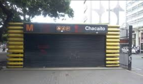 Estaciones del Metro en Sabana Grande y Chacaíto siguen cerradas tras falla eléctrica #25Sep