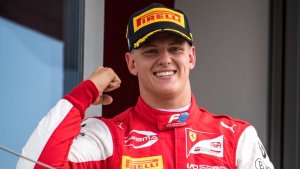 Una pena: El esperado debut de Mick Schumacher en la Fórmula 1 arruinado por el mal tiempo