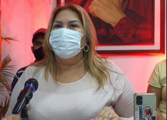 La vocera chavista, Nellyver Lugo, confirmó que dio positivo por coronavirus
