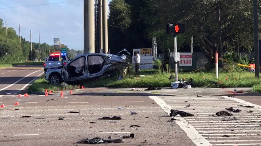 Se “comieron la luz” y perdieron la vida: Al menos tres muertos en accidente de tránsito en Westchase