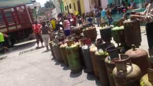 La espera por gas en Trujillo se vuelve interminable