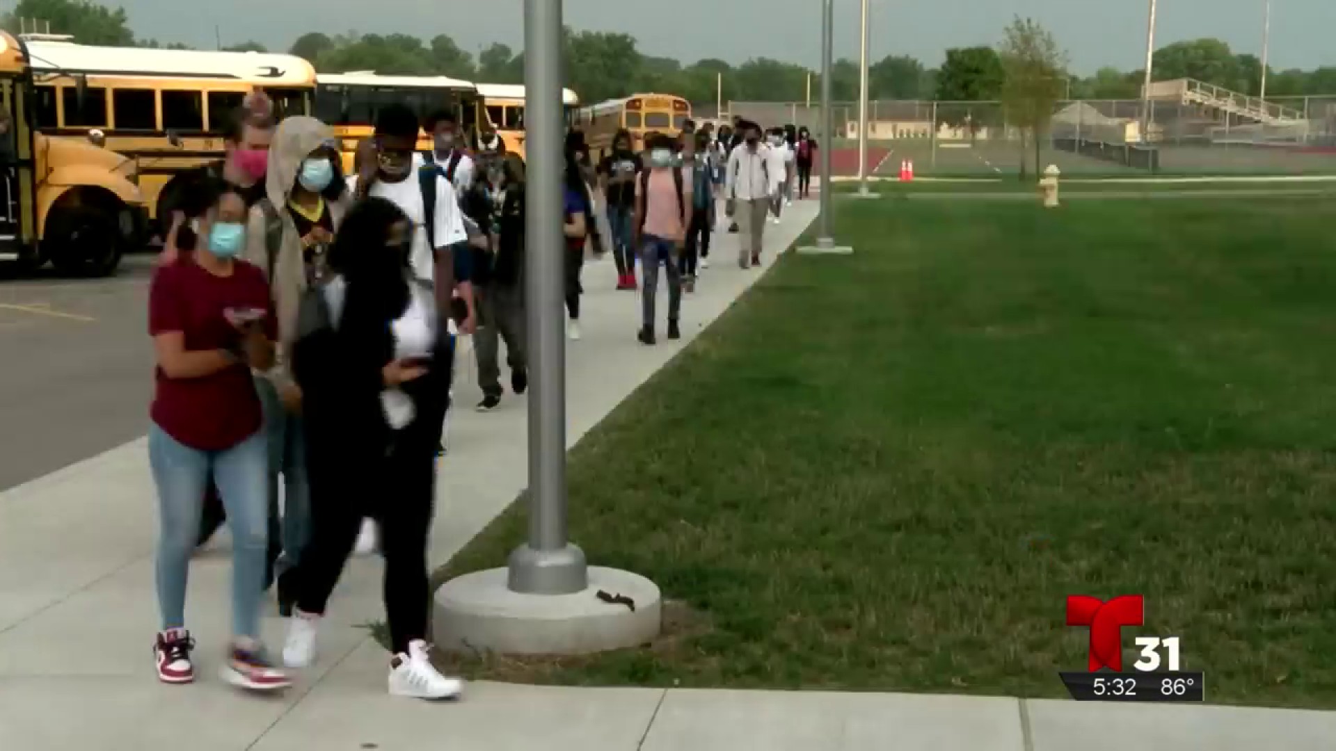 Más de 16 mil estudiantes regresaron al aprendizaje presencial en el Condado de Orange