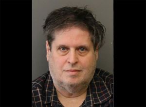 Lo arrestaron en Nueva Jersey por abusar sexualmente de sus clientes durante sesiones de hipnosis