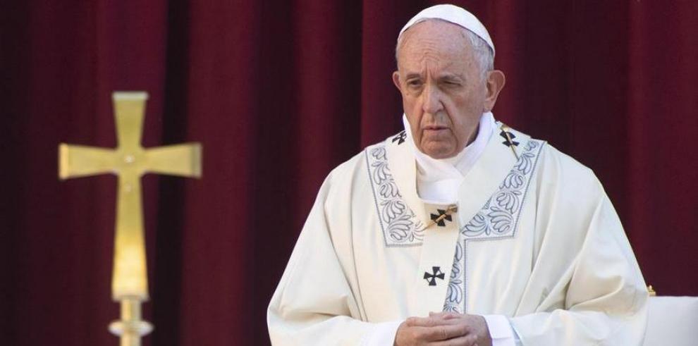 El papa Francisco ordena que el Vaticano apruebe los nuevos institutos religiosos