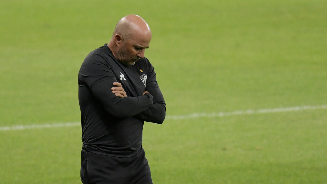 El entrenador Jorge Sampaoli y todo el cuerpo técnico del Atlético Mineiro dan positivo por Covid-19