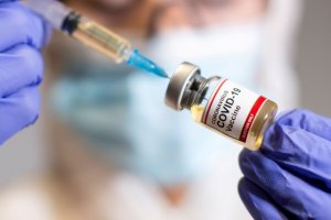 Chile planea vacunar contra el Covid-19 a toda su población antes de la mitad de 2021