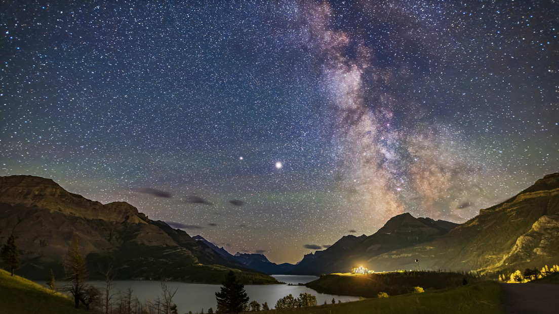 Júpiter y Saturno se unirán en el cielo nocturno por primera vez desde el siglo XVII: ¿Cuándo y cómo se puede observar el fenómeno?