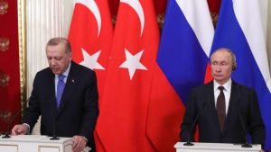 Rusia y Turquía firman acuerdo para un centro conjunto de observación en Karabaj