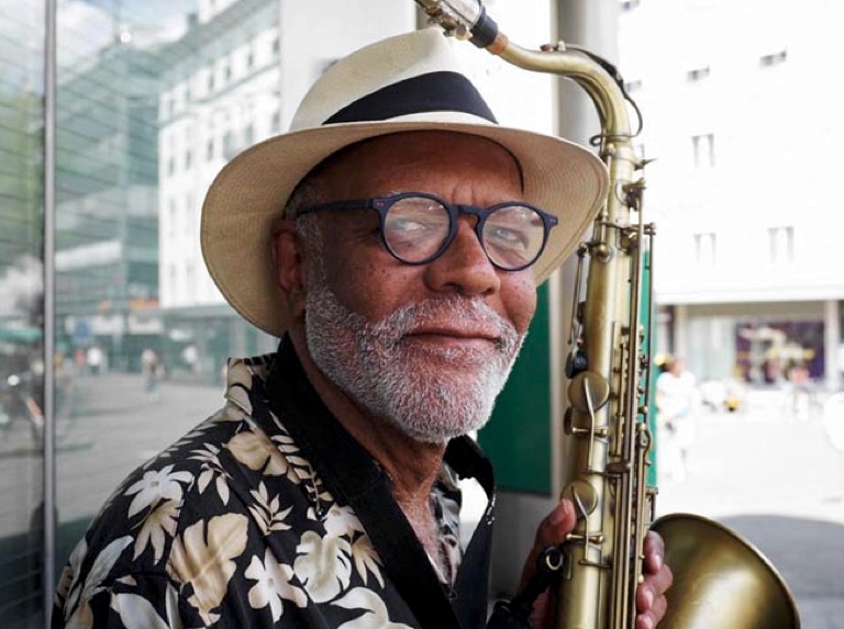 Falleció el saxofonista venezolano Víctor Cuica