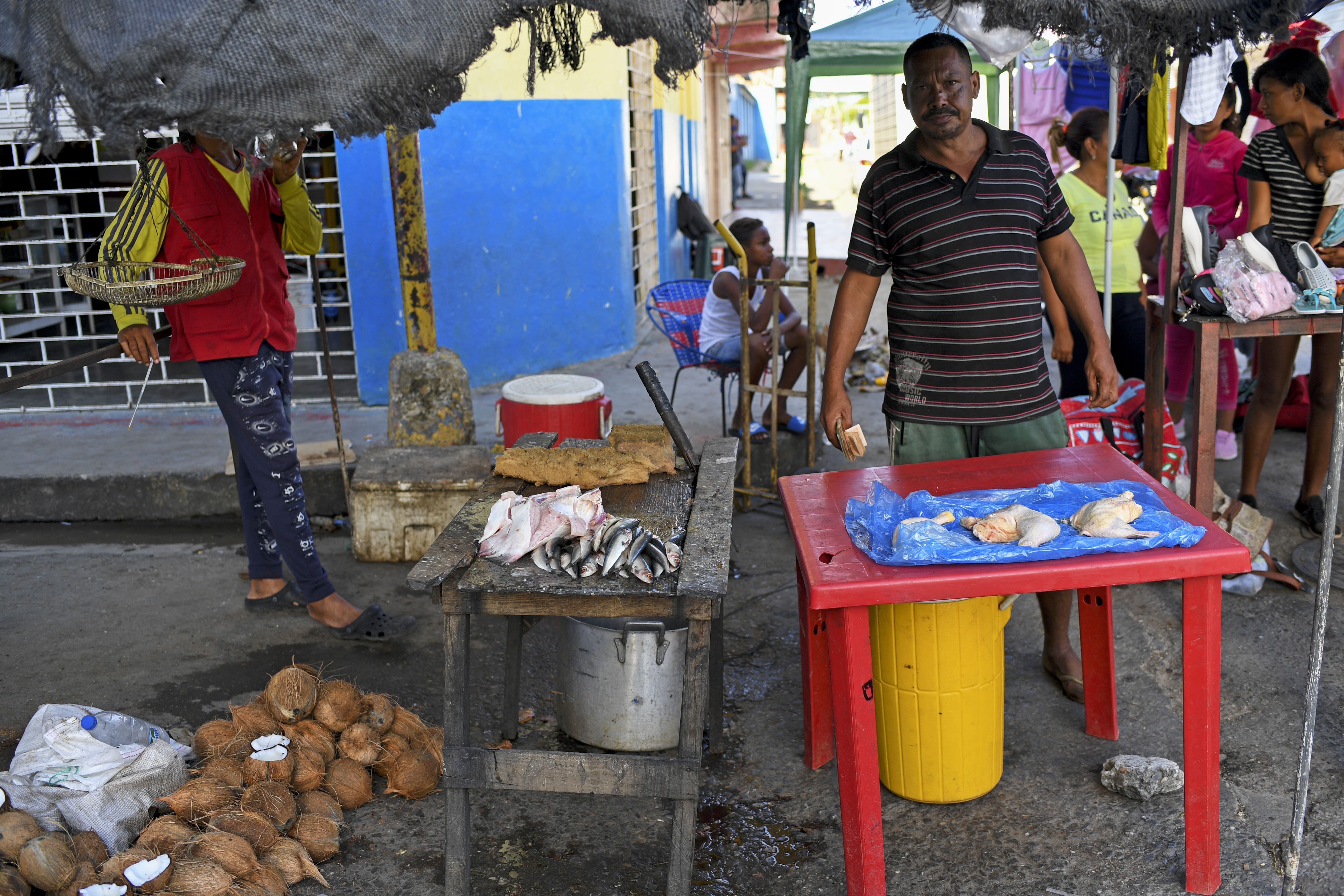 Comprar alimentos más baratos, otra razón para el peligroso viaje de Venezuela a Trinidad y Tobago