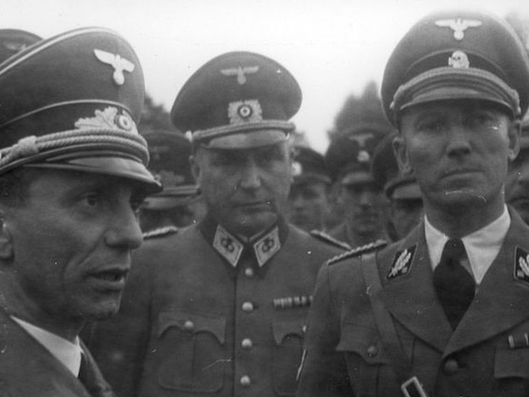 La historia del verdugo “encantador”: Amor, crímenes atroces y huida del nazi Otto Wächter