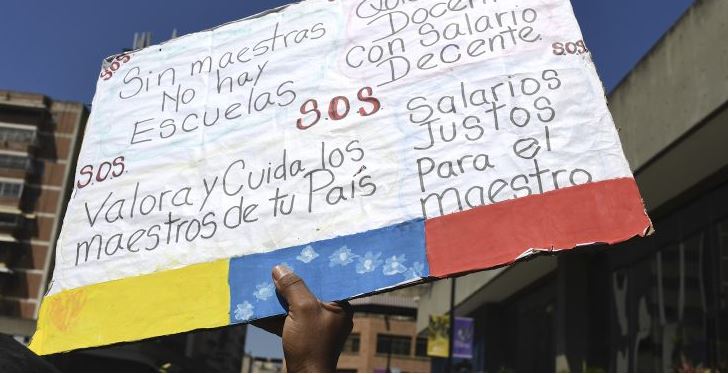 Maestros venezolanos hicieron casi 1.000 protestas en cuatro años, según Inaesin