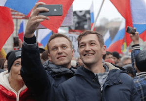 Rusia también detuvo al hermano de Navalny en el aeropuerto Moscú