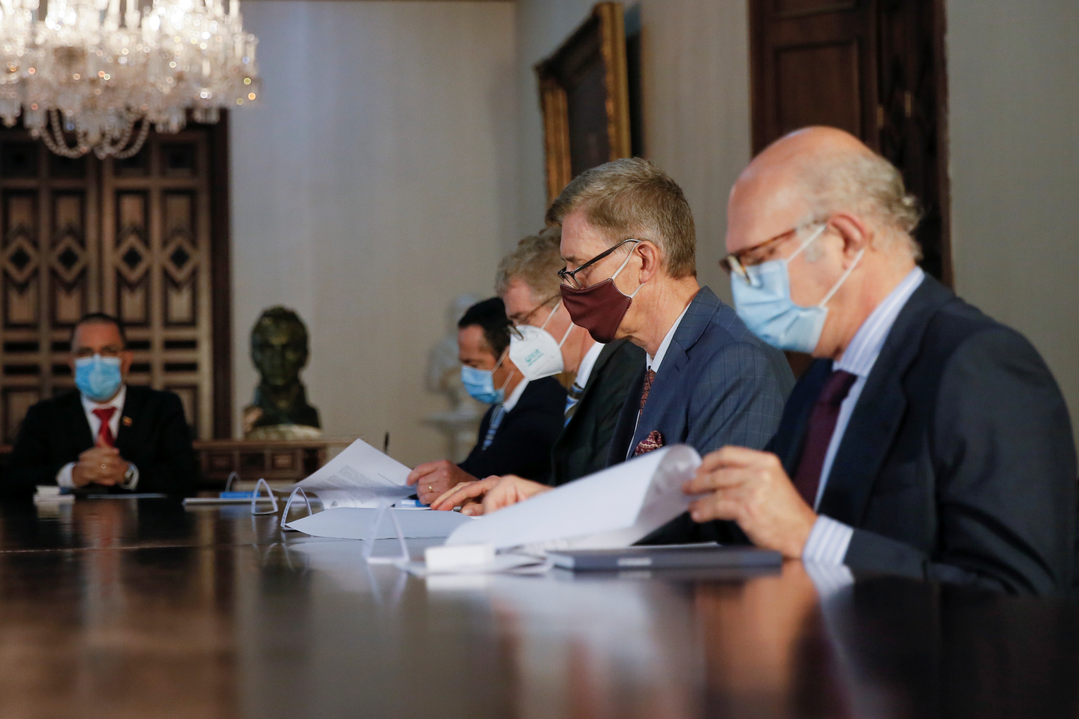 Arreaza se reunió con embajadores de España, Francia, Alemania y Países Bajos para llorar por las sanciones de la UE