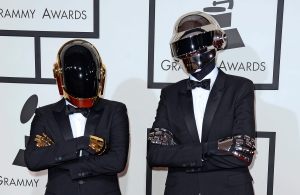 Daft Punk: Cuando el funk resurgió y los ordenadores aprendieron a cantar (Videos)