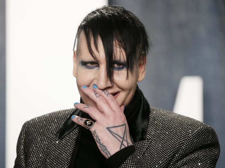 Tras la denuncia de Evan Rachel Wood, Marilyn Manson se quedó sin discográfica