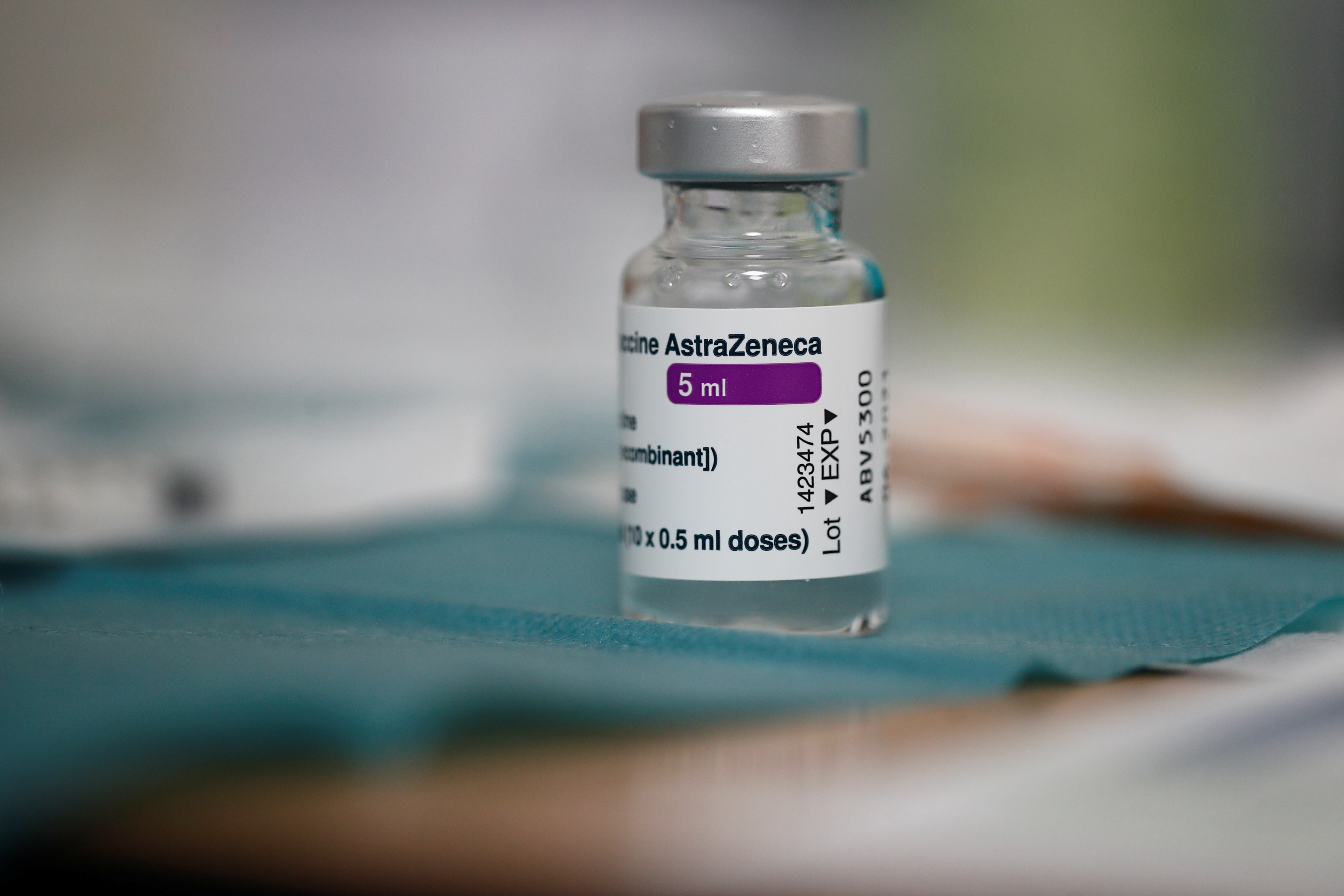 Preguntas y respuestas sobre la cuestionada vacuna de AstraZeneca
