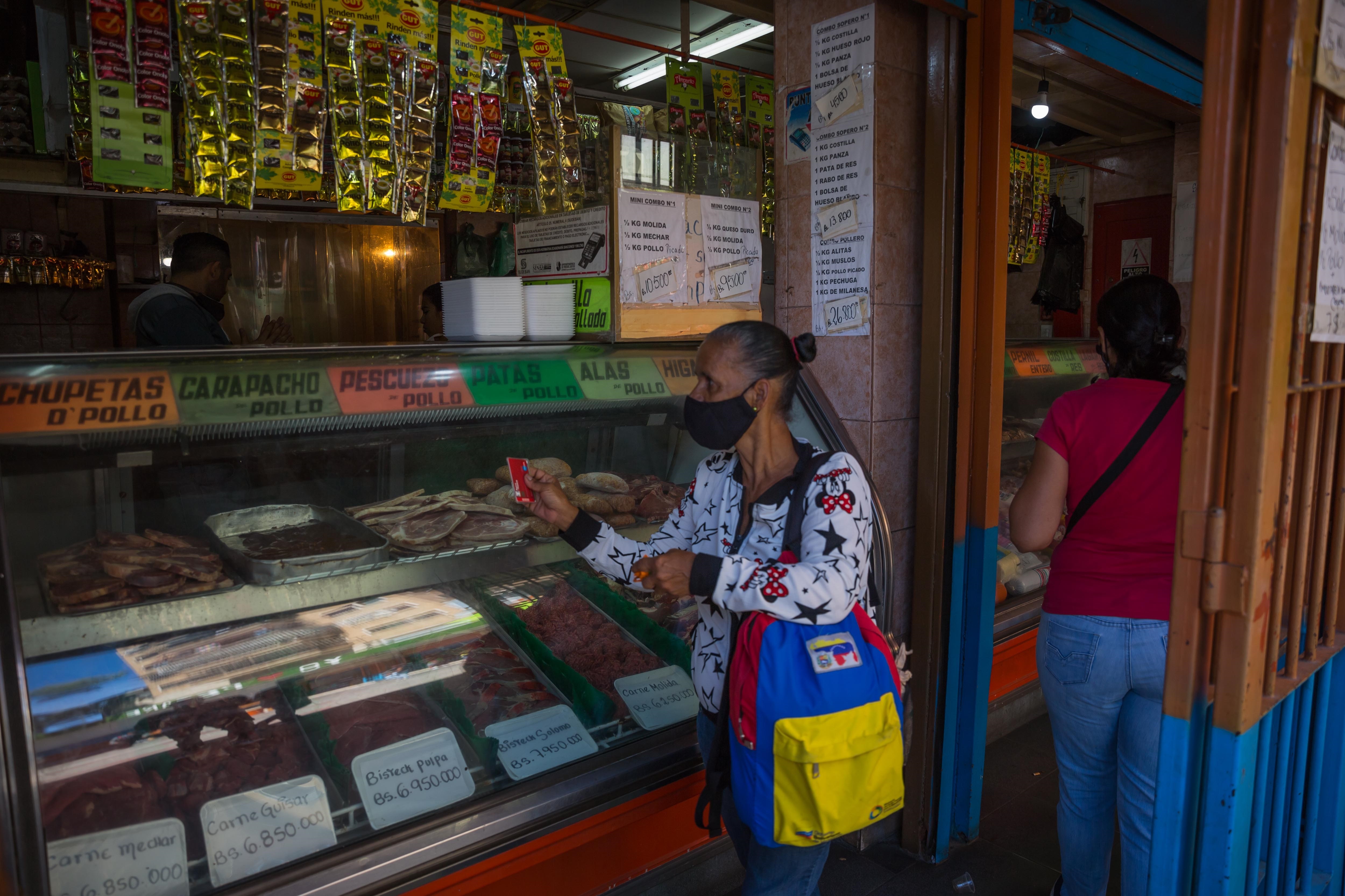 El “más bajo de Latinoamérica”: Salario mínimo cada vez más devaluado en Venezuela