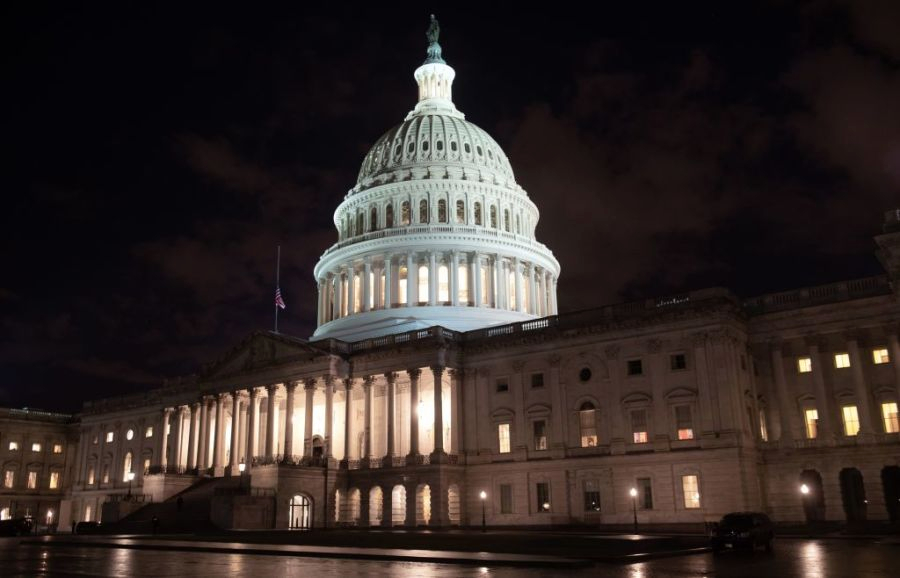 Noche de votación en el Senado de EEUU sobre plan de estímulo de Biden