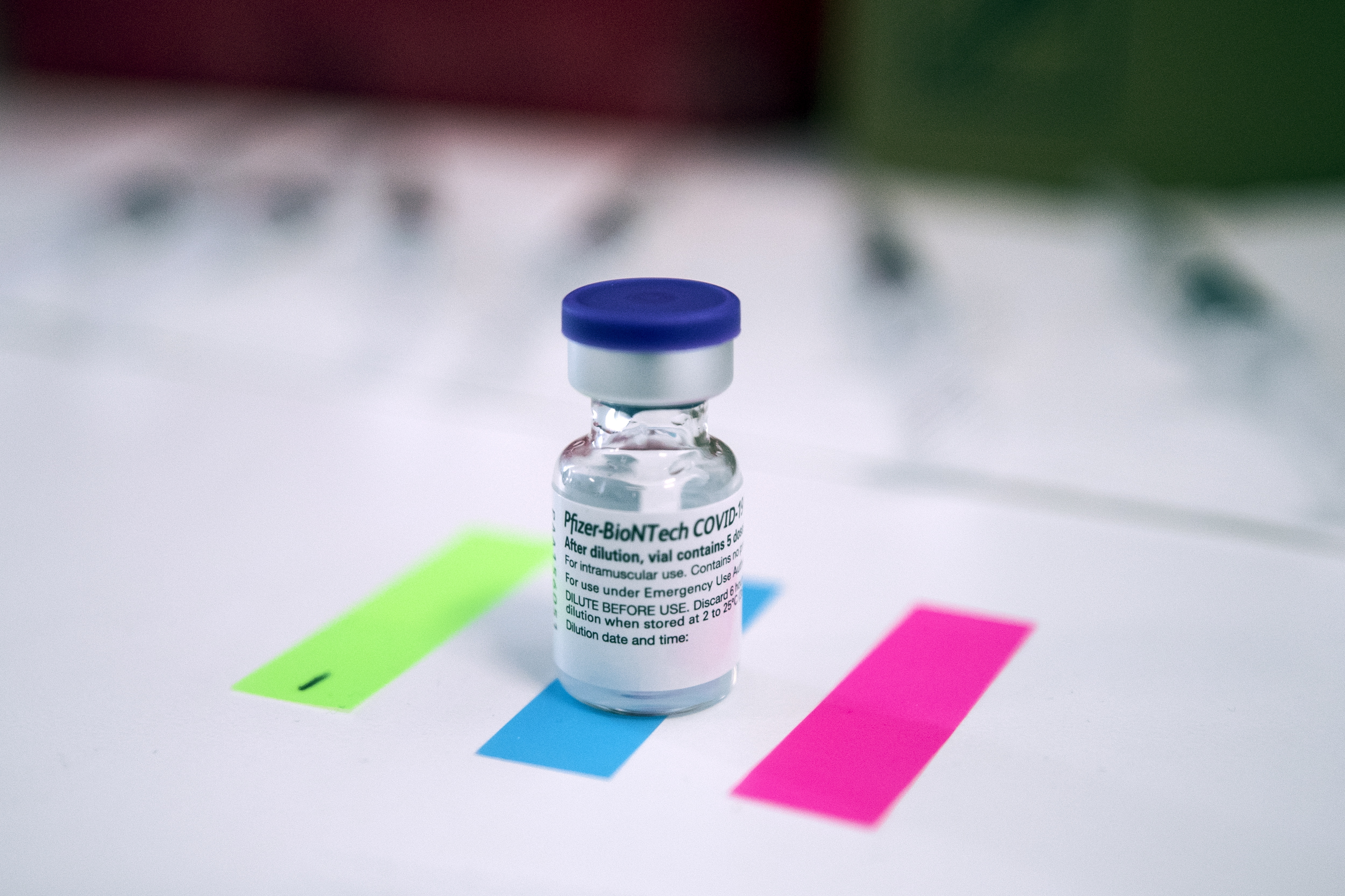 Pfizer tendrá datos de la eficacia de la vacuna frente a la nueva variante del coronavirus “en dos semanas”