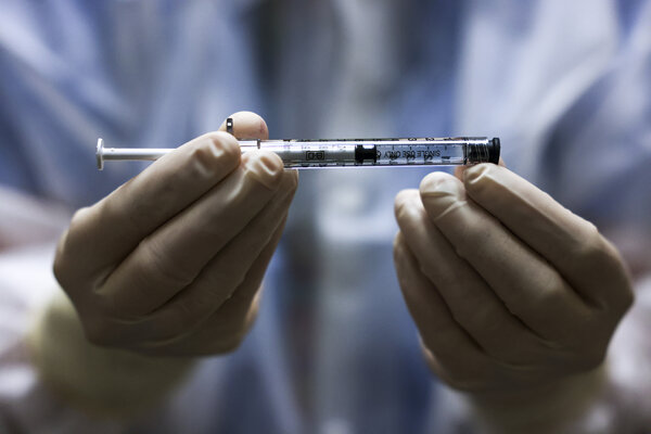 Rusia y China refutan acusaciones de “oportunismo” con respecto a las vacunas contra el coronavirus