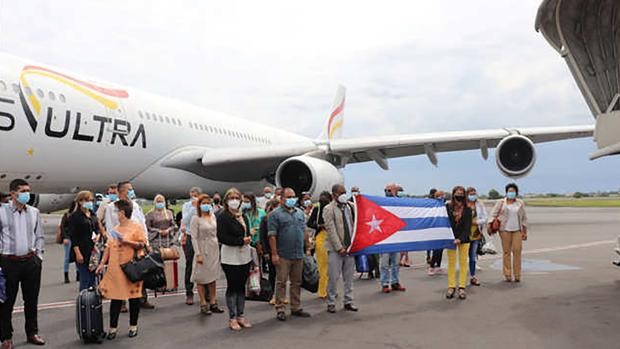 Plus Ultra, aerolínea rescatada por el Gobierno español, trabaja para los intereses del régimen cubano