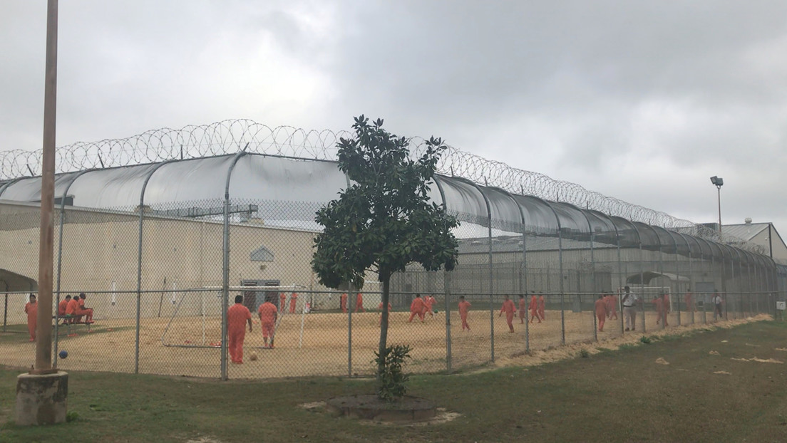 EEUU ordenó cerrar centros de detención migratorios tras denuncias de abusos médicos contra mujeres