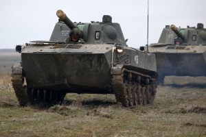 Presidente de Ucrania alertó que Rusia sólo retiró 10 mil soldados de la frontera