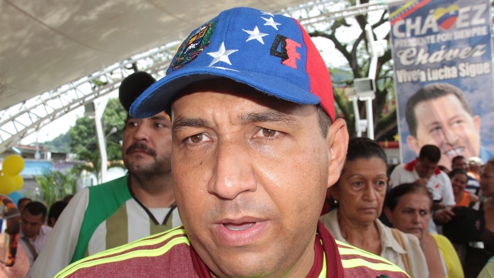 Alcalde chavista en Táchira premió CON VACUNAS a los líderes de las Ubch por su “lealtad a la revolución” (VIDEO)