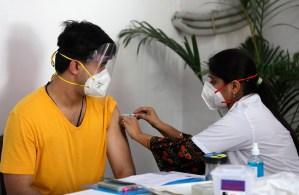 La India administró más de 250 millones de dosis tras cinco meses de vacunación