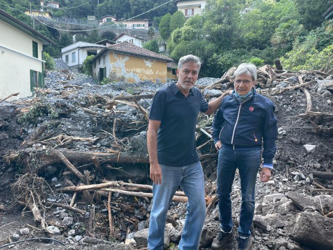 George Clooney quedó atrapado en las devastadoras inundaciones que azotaron el norte de Italia (VIDEO)