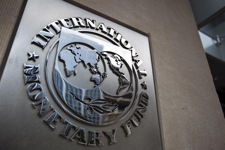 FMI anunció suspensión de fondos para Afganistán en medio de incertidumbre