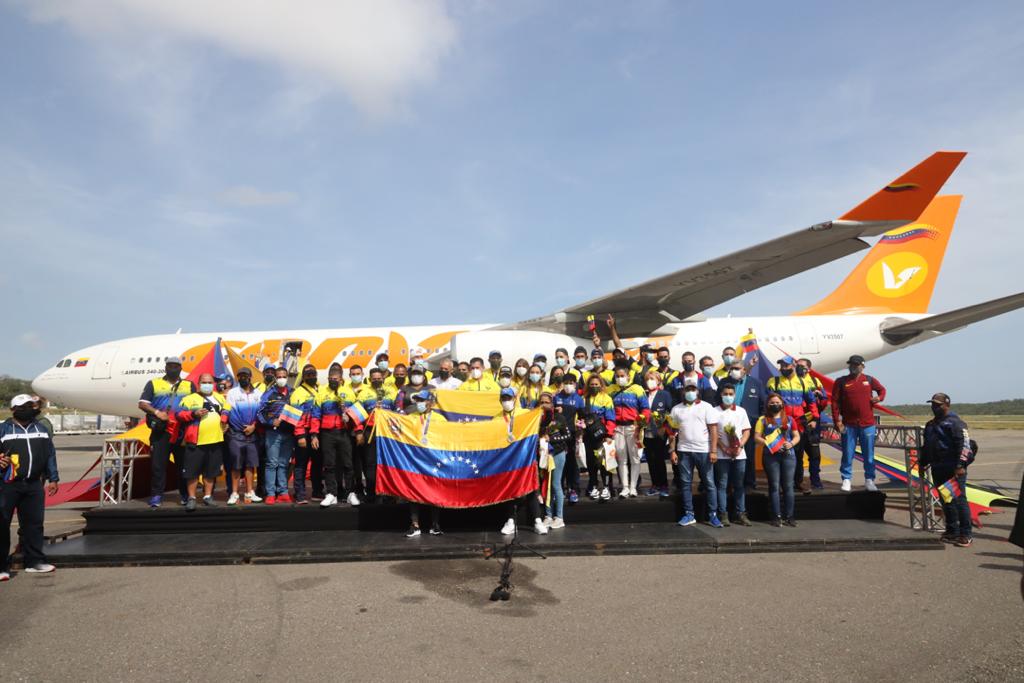 Sin Yulimar Rojas, ni Daniel Dhers: Atletas venezolanos desfilan en caravana tras su mejor desempeño olímpico