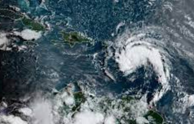 La depresión tropical Fred se aproxima a Cuba y amenaza a Florida
