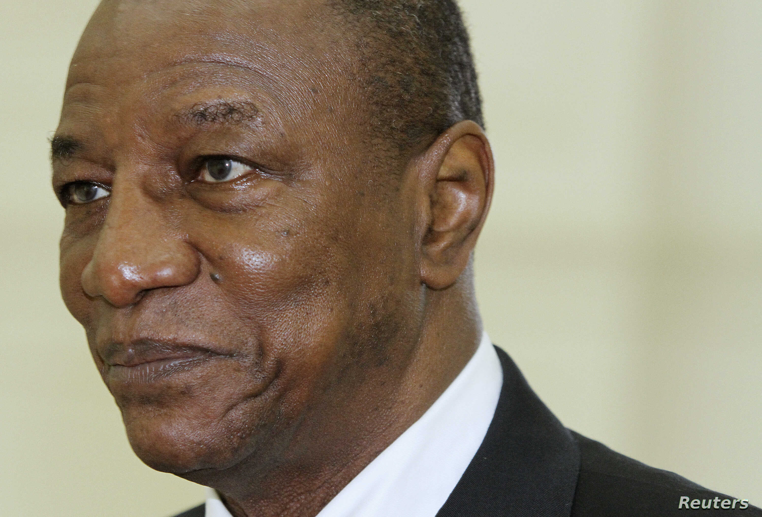 Reportan que el presidente de Guinea asegura que prefiere “morir antes de firmar” la carta de su renuncia