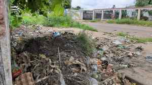 Los habitantes del municipio Guanipa de Anzoátegui, “ahogados” en basura desde hace un año (FOTOS)