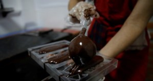 Empresaria venezolana en Los Ángeles ve en el chocolate su oportunidad de expansión global