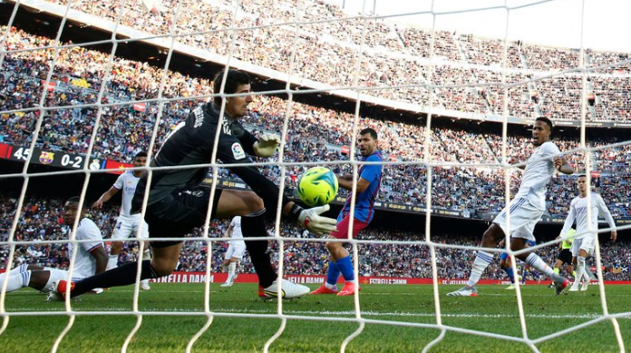 La predicción que Sergio “Kun” Agüero hizo a Thibaut Courtois y se cumplió en el Clásico del fútbol español