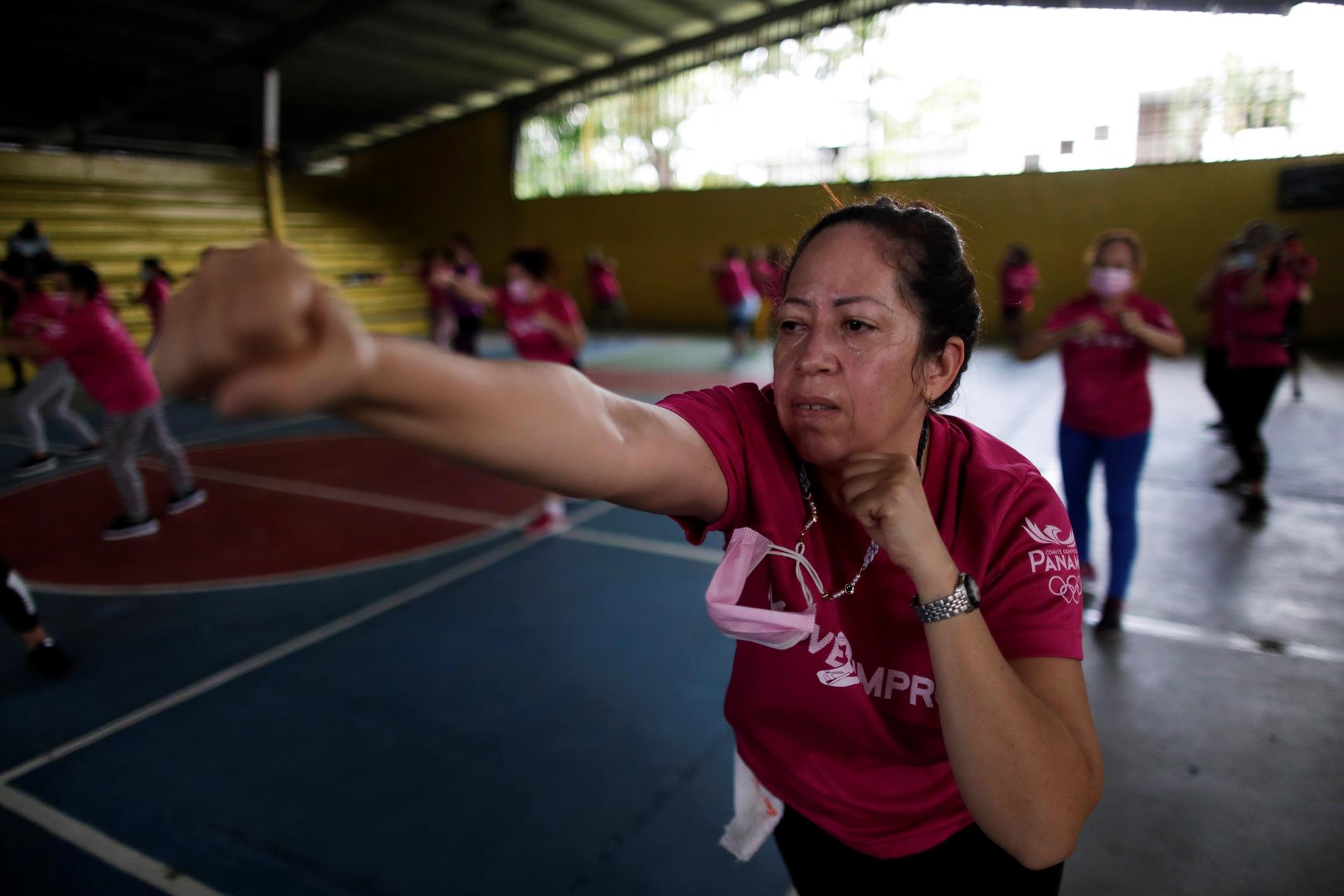Defensa personal: Cómo empoderar a las mujeres víctimas de violencia en Panamá